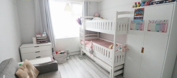 Bungalow de 3 dormitorios en Romford, United Kingdom No. 4816 15