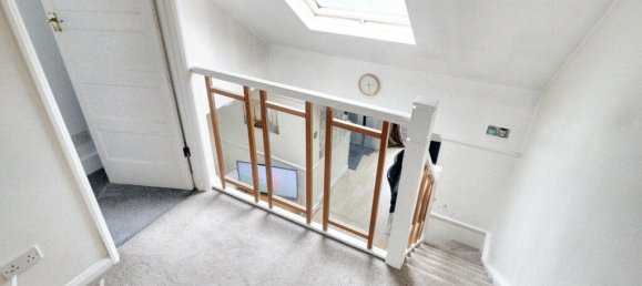 Bungalow de 3 dormitorios en Romford, United Kingdom No. 4816 24