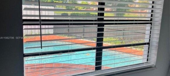 3 chambres villa à louer à Miami, Miami-Dade, Florida, USA № 615753 11