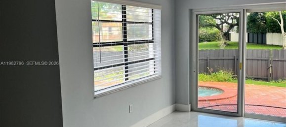 3 chambres villa à louer à Miami, Miami-Dade, Florida, USA № 615753 12