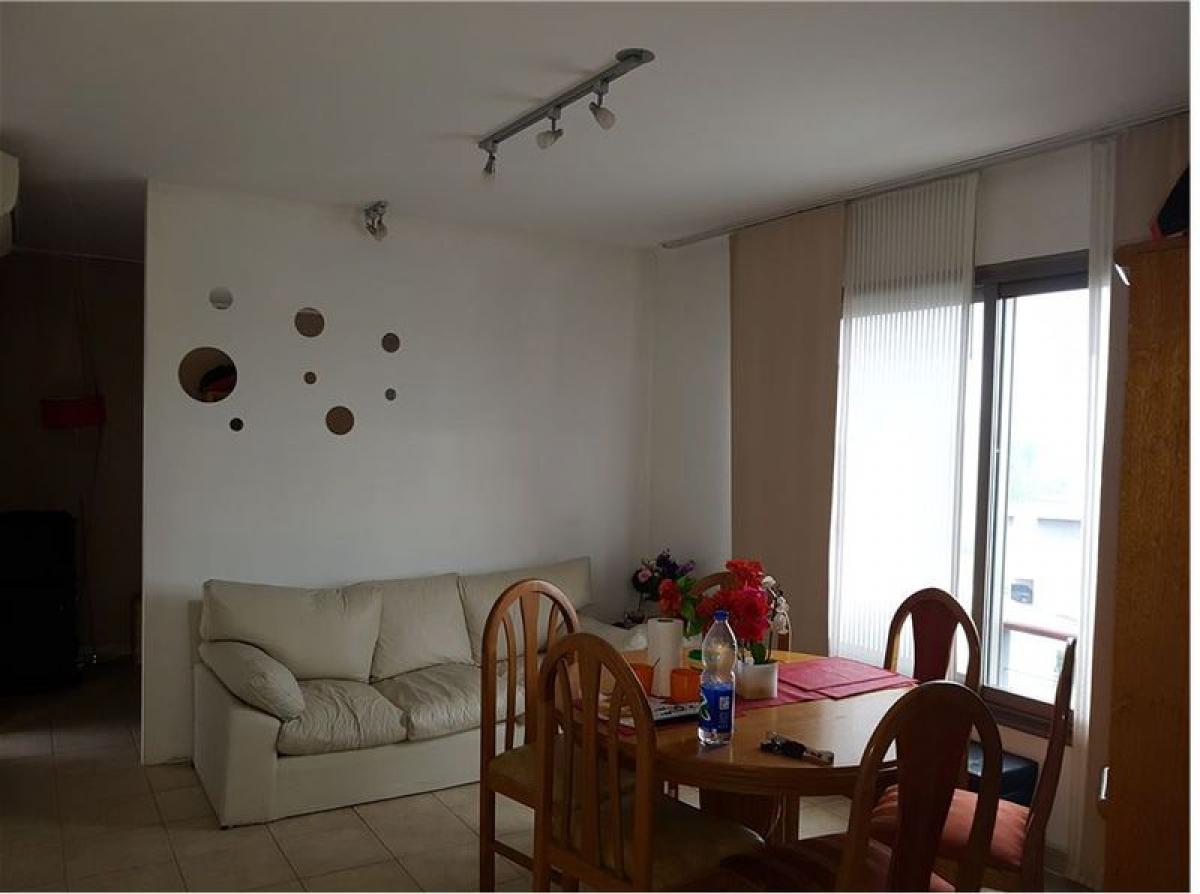 Studio in Tigre, Argentina, Nr. 4610