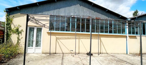 4 bedrooms House in Sissonne, France No. 90606 11