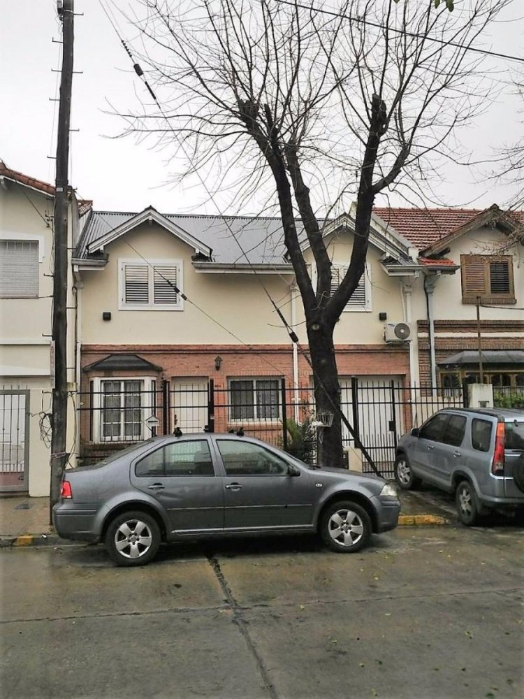 3 bedrooms House in San Isidro, Argentina No. 57144