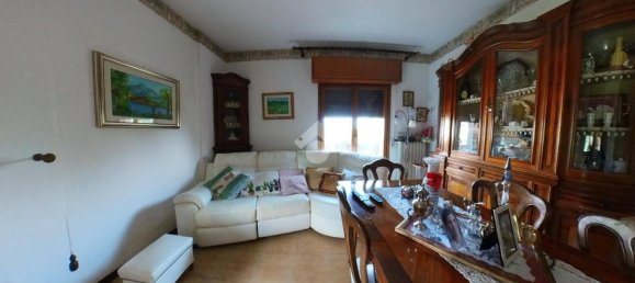 3 bedrooms Apartment in Monsampolo del Tronto, Italy No. 320640 2