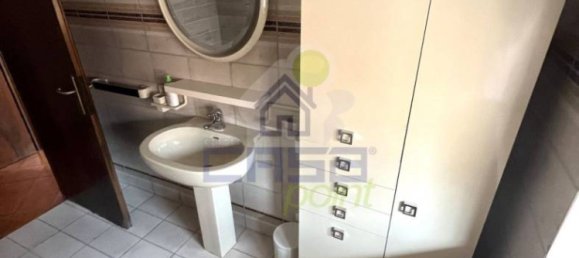 Дом с 4 спальнями в Кремона, Италия № 271563 42