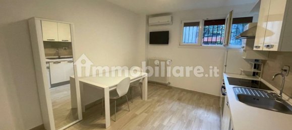 1 bedroom Apartment in Bologna, Italy No. 328985 3