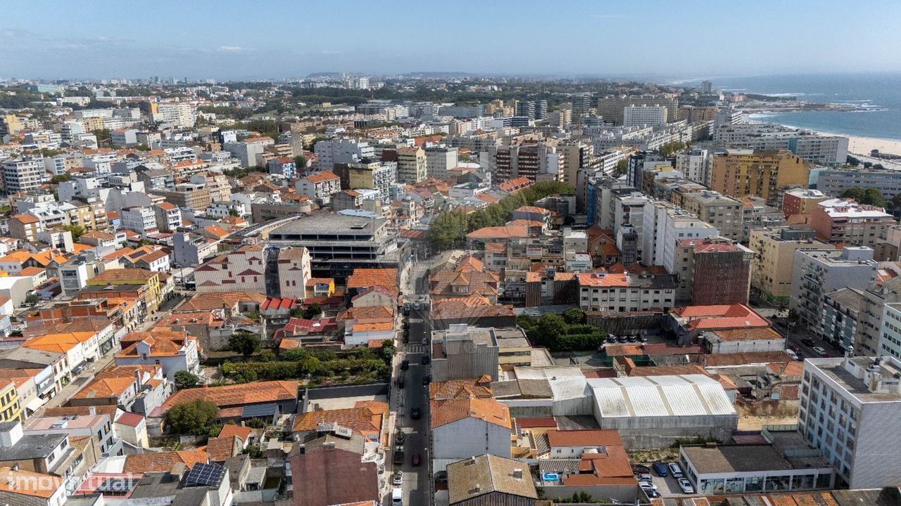 9 bedrooms Building in Matosinhos, Portugal No. 88317