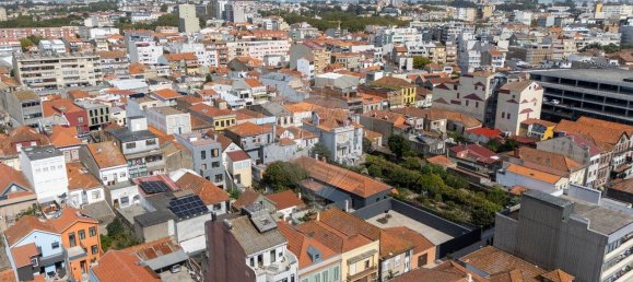 9 bedrooms Building in Matosinhos, Portugal No. 88317 21