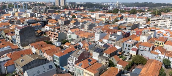 9 bedrooms Building in Matosinhos, Portugal No. 88317 27