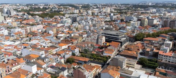 9 bedrooms Building in Matosinhos, Portugal No. 88317 13