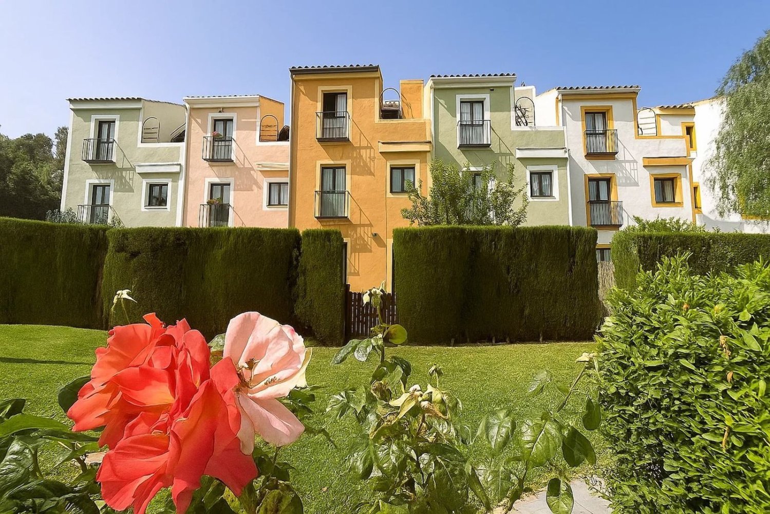 Adosado de 3 dormitorios en Casares, Spain No. 136966