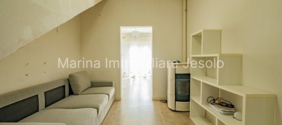 Apartamento de 3 habitaciónes en Jesolo, Italy No. 147777 19