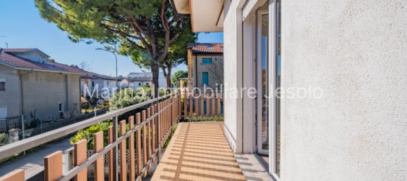 Apartamento de 3 habitaciónes en Jesolo, Italy No. 147777 12