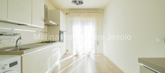 Apartamento de 3 habitaciónes en Jesolo, Italy No. 147777 17