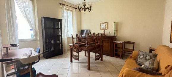 2-salle Appartement à Messina, Italy No. 45173 2