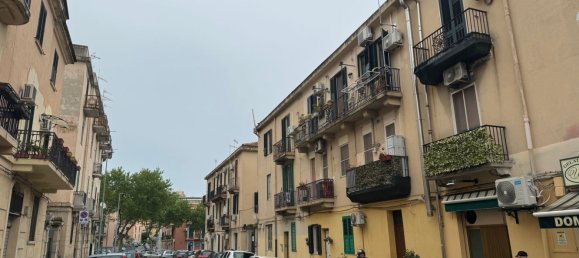 2-salle Appartement à Messina, Italy No. 45173 18