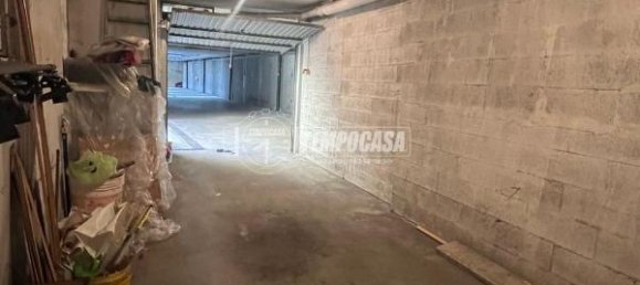 1 room Garage in Turin, Italy No. 33012 6