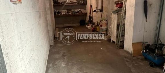 1 room Garage in Turin, Italy No. 33012 8