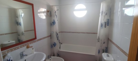4 Schlafzimmer Haus in Alameda, Spain, Nr. 153886 14