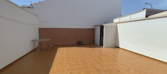 4 Schlafzimmer Haus in Alameda, Spain, Nr. 153886 10