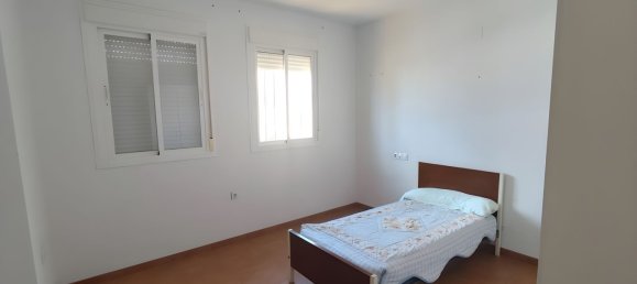4 Schlafzimmer Haus in Alameda, Spain, Nr. 153886 12