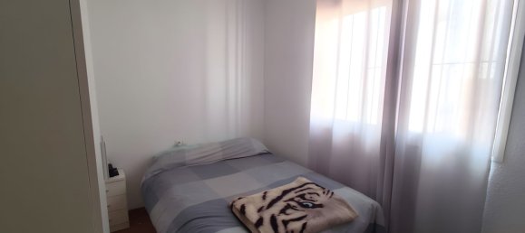 4 Schlafzimmer Haus in Alameda, Spain, Nr. 153886 8