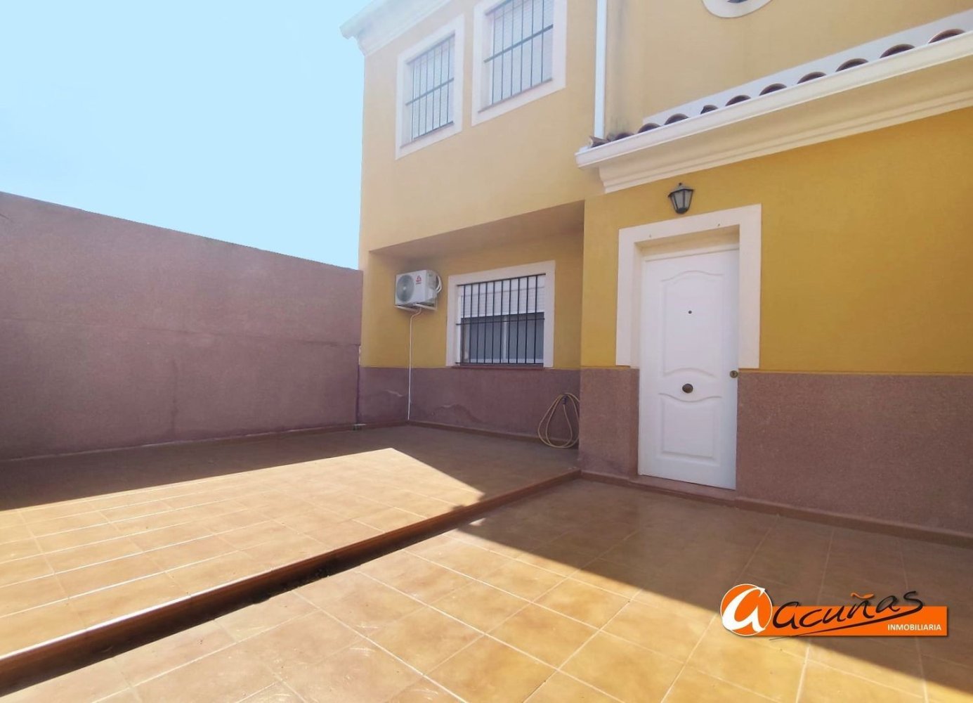 4 Schlafzimmer Haus in Alameda, Spain, Nr. 153886