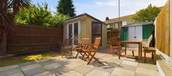 3 bedrooms House in Gillingham, United Kingdom No. 13829 21