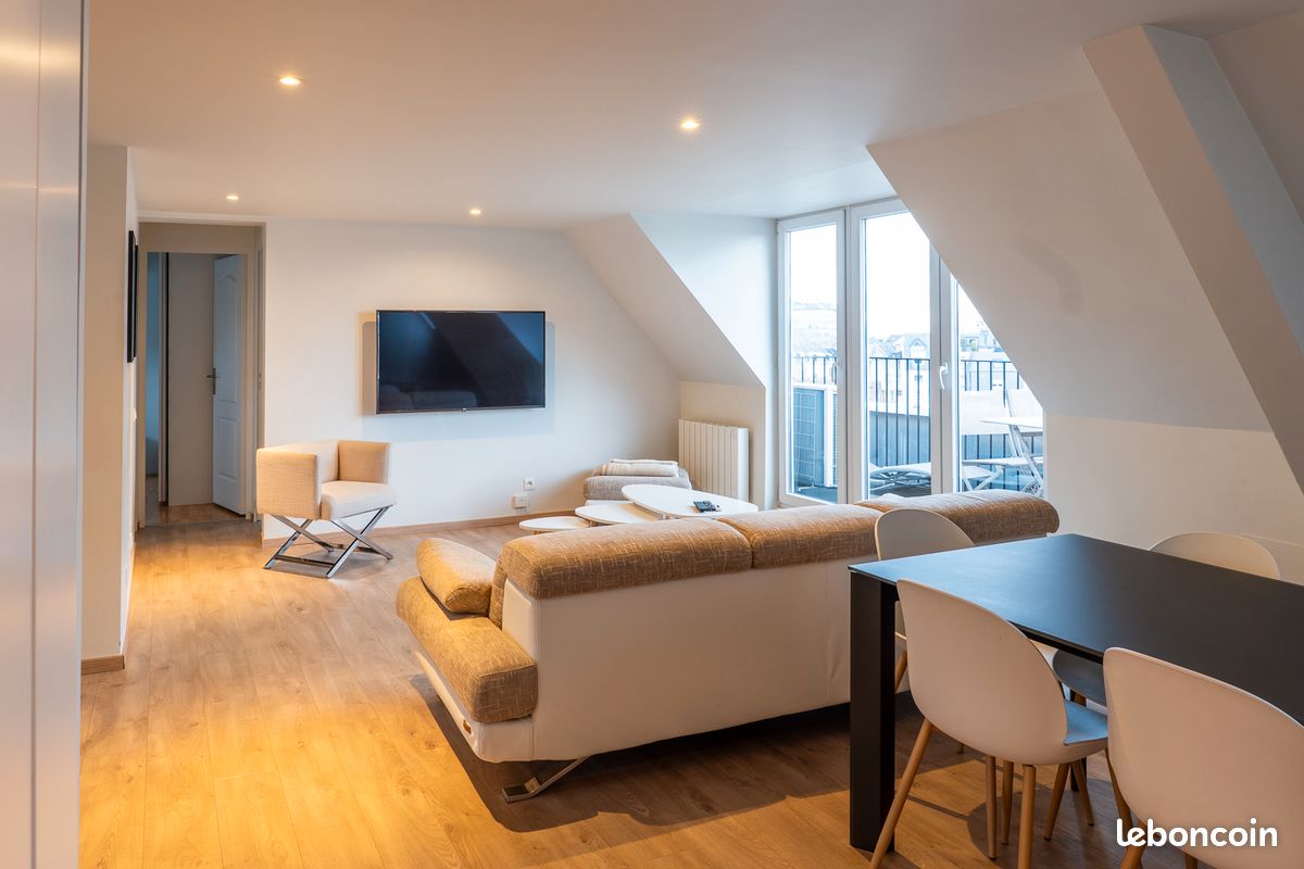 Квартира с 3 спальнями в Страсбург, Франция № 181902