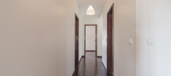 5 bedrooms Villa in Loures, Portugal No. 121043 29