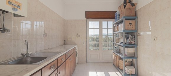 5 bedrooms Villa in Loures, Portugal No. 121043 17