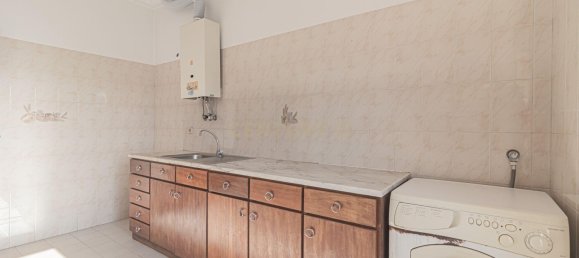 5 bedrooms Villa in Loures, Portugal No. 121043 15