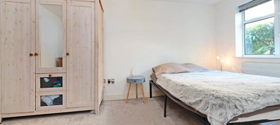 1 bedroom Apartment in London, United Kingdom No. 3528 8