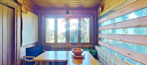 4 bedrooms House in Ranco, Italy No. 329688 10