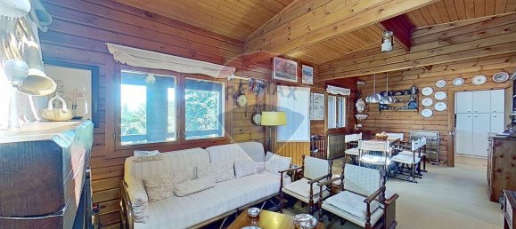 4 bedrooms House in Ranco, Italy No. 329688 11