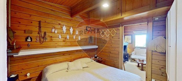 4 bedrooms House in Ranco, Italy No. 329688 40