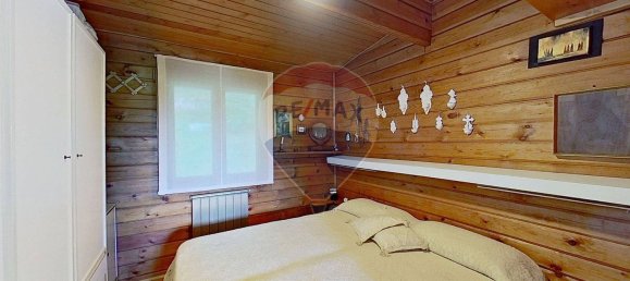 4 bedrooms House in Ranco, Italy No. 329688 35