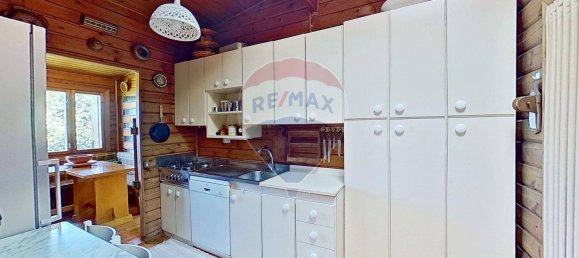 4 bedrooms House in Ranco, Italy No. 329688 30