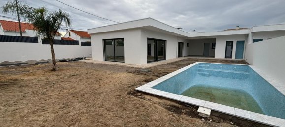 4 bedrooms House in Setubal, Portugal No. 121954 3