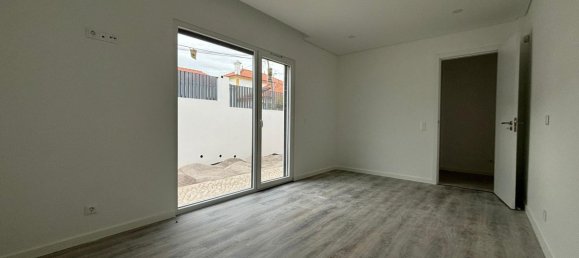 4 bedrooms House in Setubal, Portugal No. 121954 21