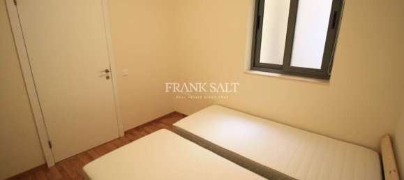 3 bedrooms Apartment in Sliema, Malta No. 10008 12