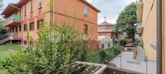 2 bedrooms Apartment in Bologna, Italy No. 332380 12