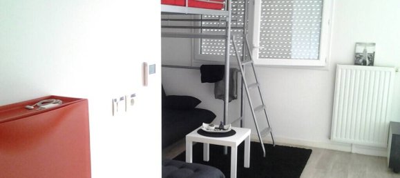 Estudio en Cesson, France No. 331792 6