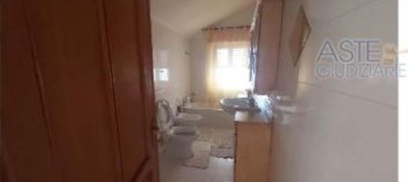 5-Zimmer Wohnung in Misterbianco, Italy, Nr. 51170 11