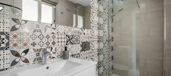 4 bedrooms Villa in Alicante, Spain No. 176059 13