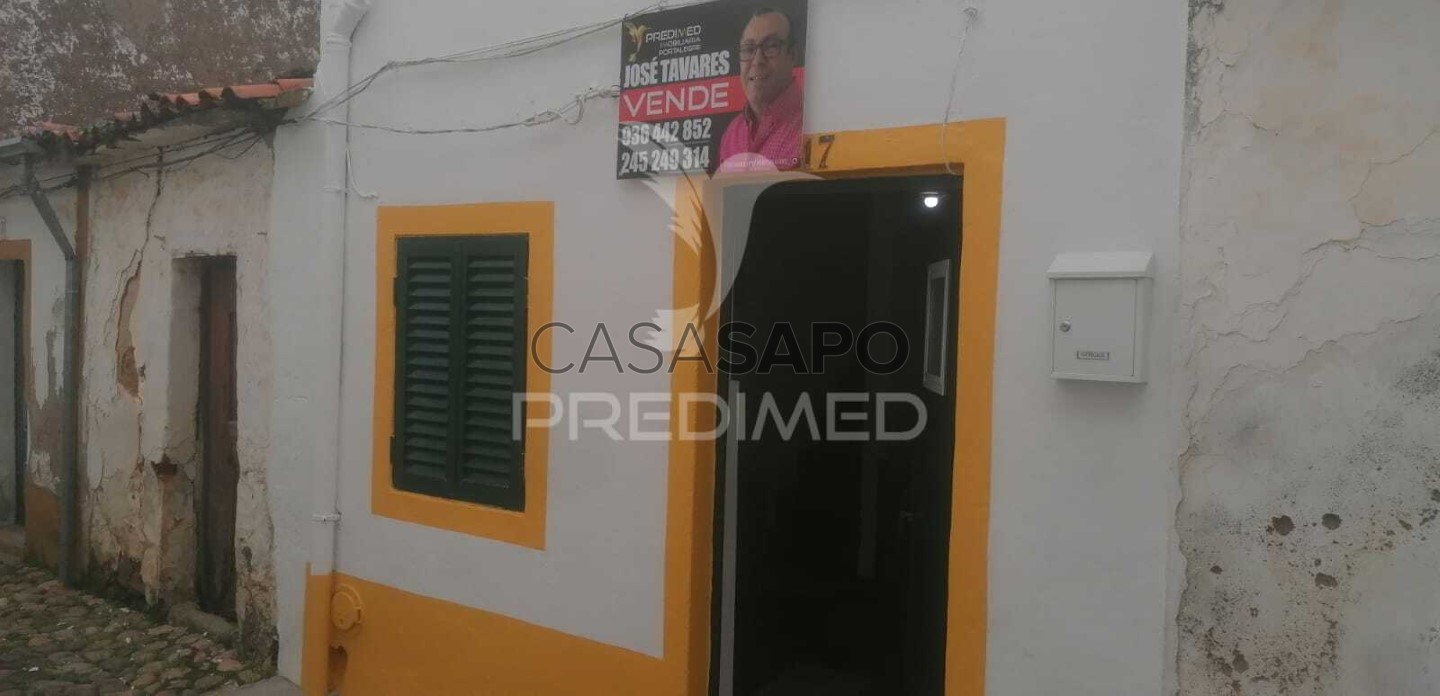 4 bedrooms House in Quarteira, Portugal No. 195829