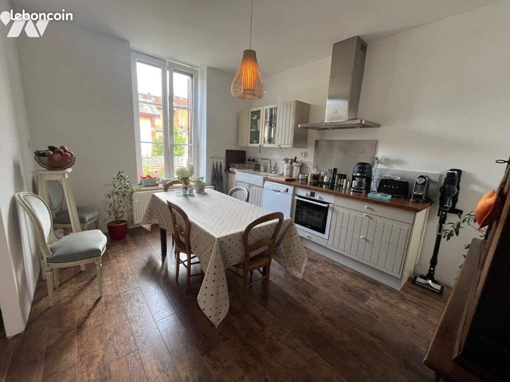 Вилла с 5 комнатами в Шарлевиль-Мезьер, Франция № 332071