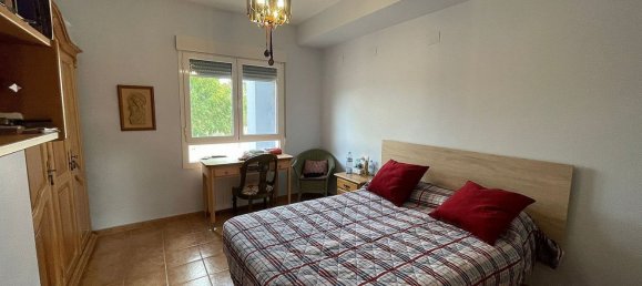 4 bedrooms House in Yecla, Spain No. 94854 10