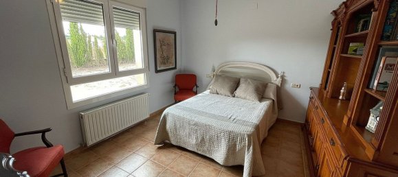 4 bedrooms House in Yecla, Spain No. 94854 11