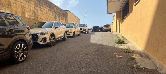 Garage à Vibo Valentia, Italy 45m² No. 116797 3